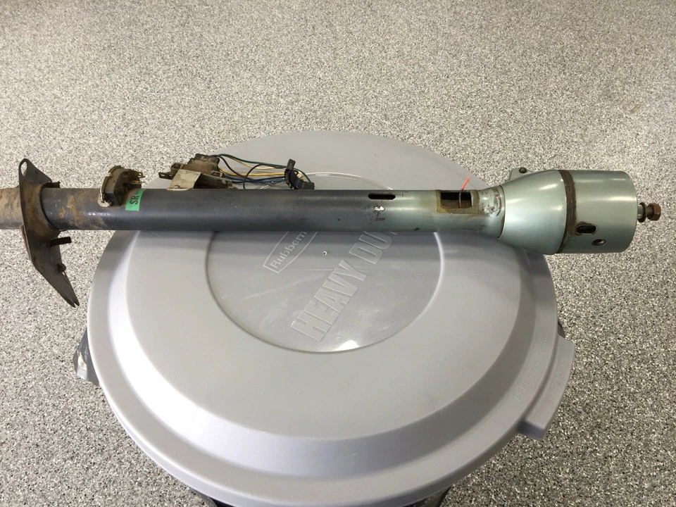 Oldsmobile GM Cutlass 442 1967 columna de dirección inclinable completa Foto 4 de 4