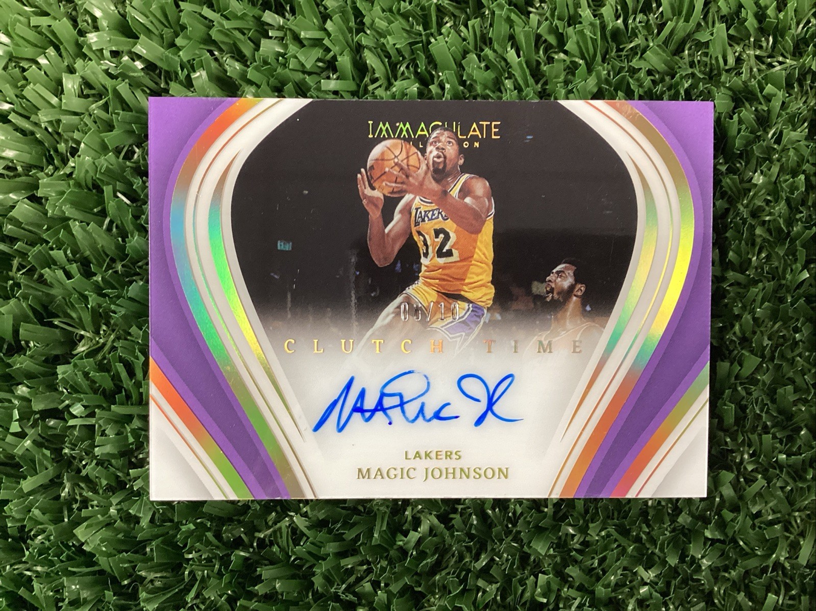 Magic Johnson 2022-23 Panini Immaculate Collection Clutch Time Auto /10 -MC view 1
