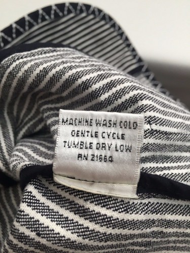 Talbots size 6 black and white striped jacket with 2 snap closures - Picture 6 of 6