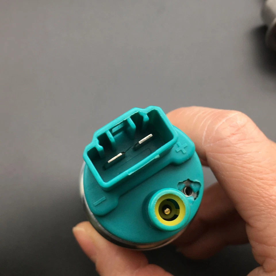 Bomba de combustible EFI para Harley Davidson Road King, Electra Glide, Road Glide 02-2007 Foto 3 de 4