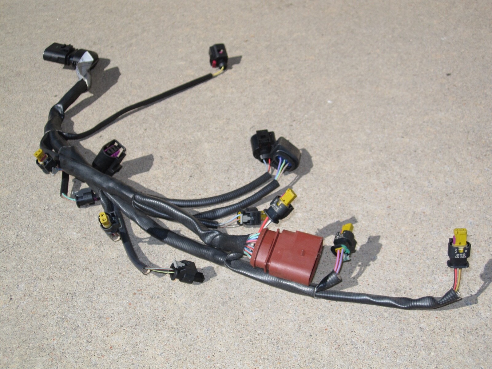 LAMBORGHINI HURACAN 5.2 V10 High Pressure Fuel Injector Left Harness Audi R8 