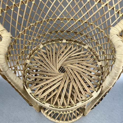Vintage Wicker Peacock Fan Back Rattan Chair 15” Doll Plant Stand Boho Decor - Picture 3 of 8