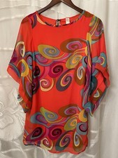 Yahada made in USA Womens Shirt Top Tunic SM Colorful Graphic Bright Art Pattern