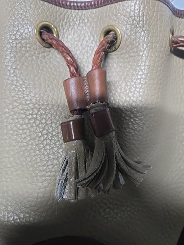 Vintage Dooney&Bourke Tan Brown Leather Drawstring Bucket Bag And Wallet READ** - Picture 4 of 13