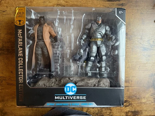 DC Multiverse 2-Pack Batman Knightmare & Armor  Gold Label Weapons not included