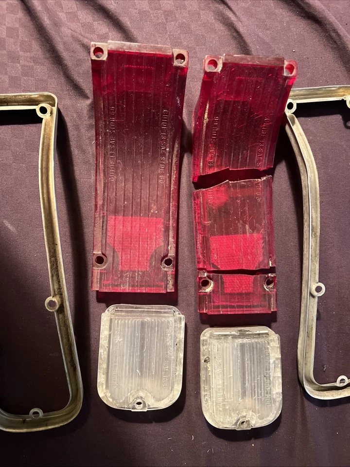 1966 Chevrolet Chevelle Tail Light Lenses And Basils ORIGINAL - Image 4 of 4