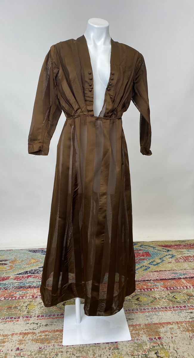 Brown Silk Net Striped Antique Victorian Walking Dress  display picture 2
