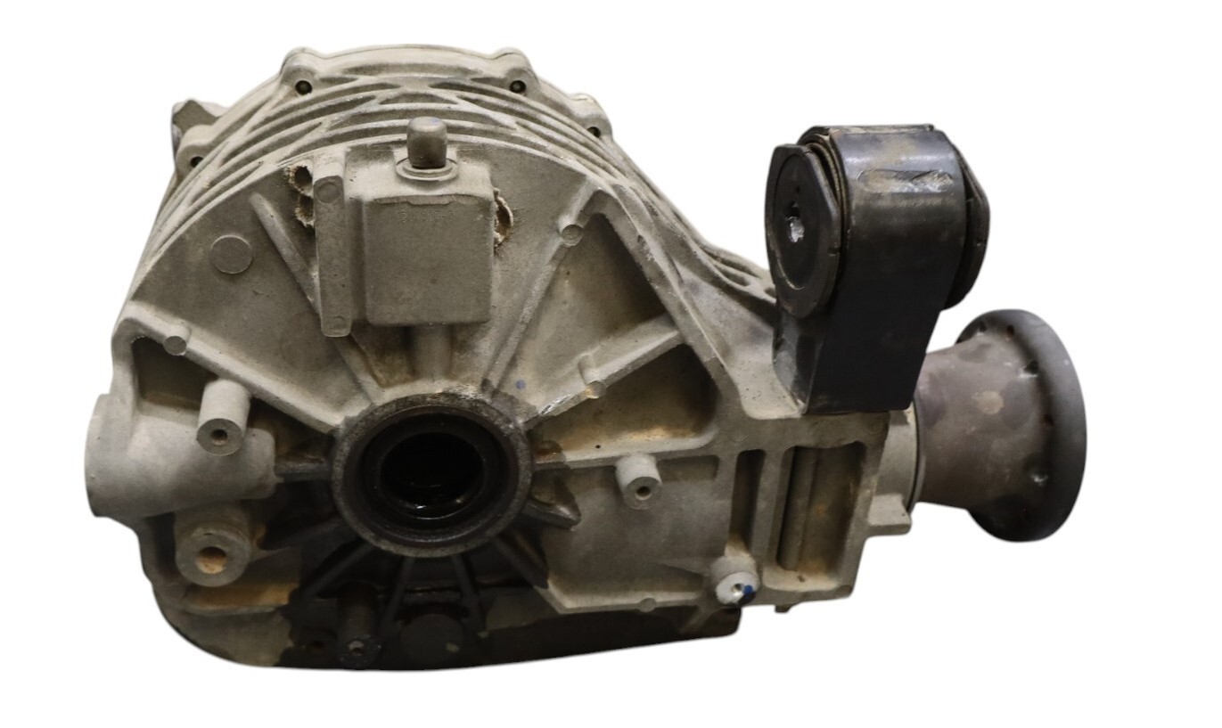 14-19 Maserati Ghibli Rear Differential Diff Axle Carrier 670009608 Oem