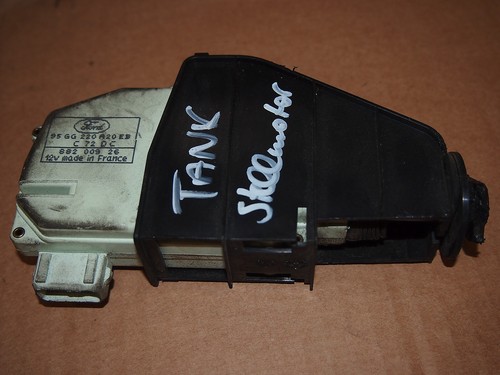 Ford Scorpio II 2 Kombi 2,3i 16V 108KW Bj. 97 Stellmotor Tank 95GG220A20