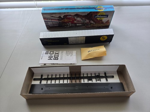 Athearn Blue Box Trains HO #2954 86' HC 4 puertas C & O Kit | Zustand: Used