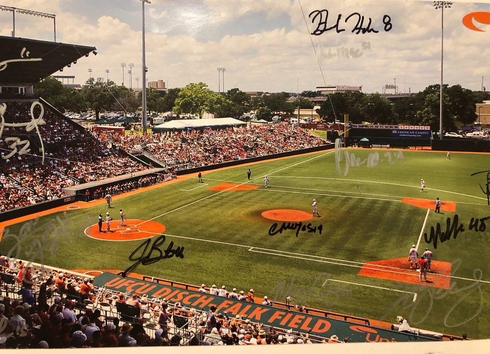 Póster firmado por la NCAA de béisbol Texas Longhorns Universidad Federal Credit Union Foto 3 de 4