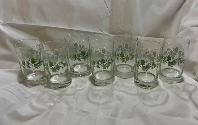 Vintage set 7Corelle Callaway 6 oz Juice Glasses Tumblers Ivy Thick Base E.U.C.