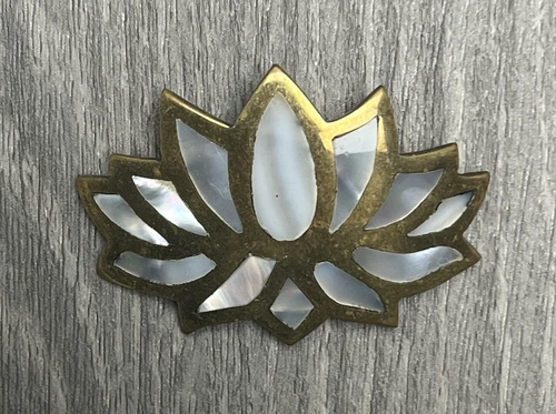 Vintage Lotus Flower Brooch Pin Pendant Mother of Pearl Inlay Brass Goldtone