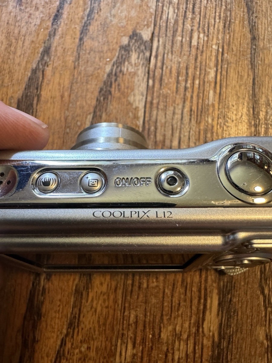 ☆美品 Nikon COOLPIX L12 ニコンクールピクス Amazon.com : Nikon Coolpix L12 7MP Digital Camera with 3x
