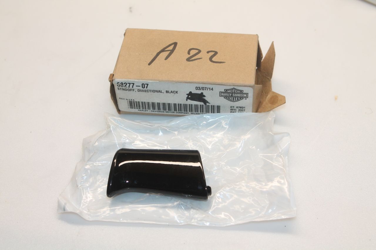 Support clignotant arrière pour Harley Davidson Sportster ref 68277-07