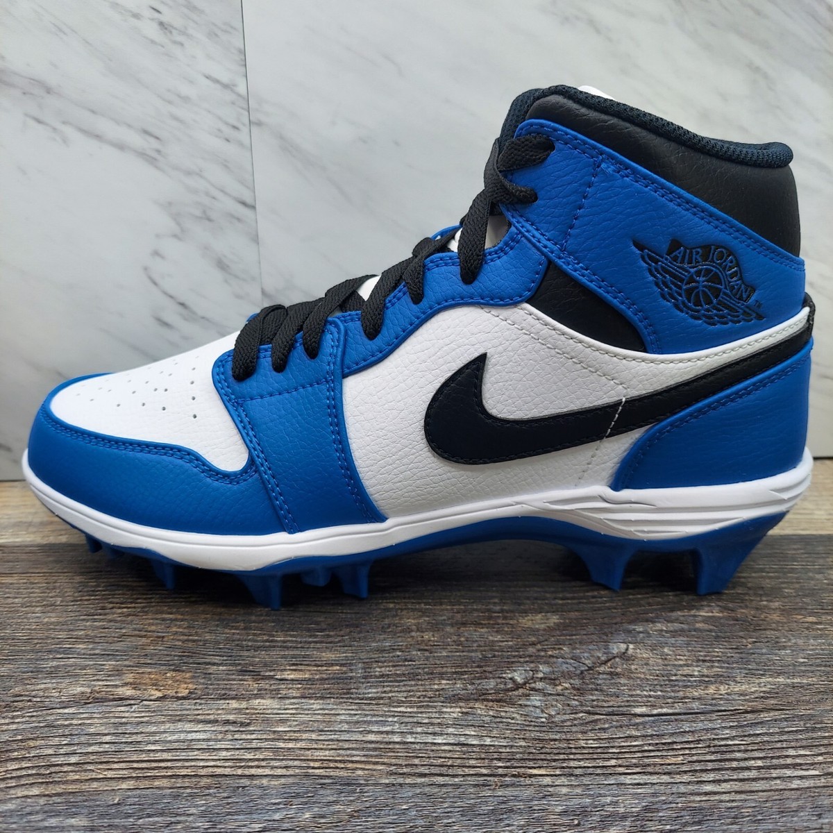 air jordan football gear