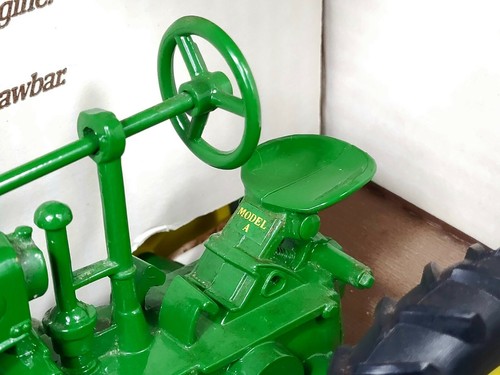 Vintage ERTL 5632 John Deere 1934 Model "A" Tractor Set 1/16 Scale Metal NIB USA - Picture 3 of 11