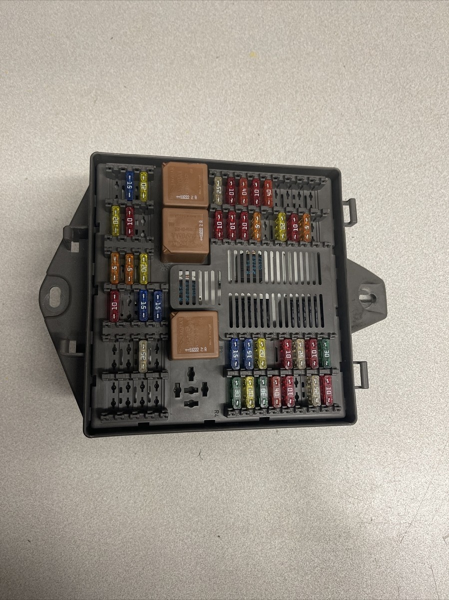 パーツ YUKKURI RELAY 2 06-23 KAWASAKI NINJA ZX14R JUNCTION BOX RELAY ECU FUSE 27002