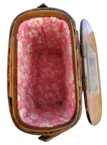 Vintage J. Hussey Basketville New Orleans Handpainted Wooden Basket Purse Tote - Picture 6 of 9