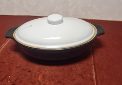 Denby Elements - schwarze ovale Auflaufform mit Deckel 1 3/4 pt