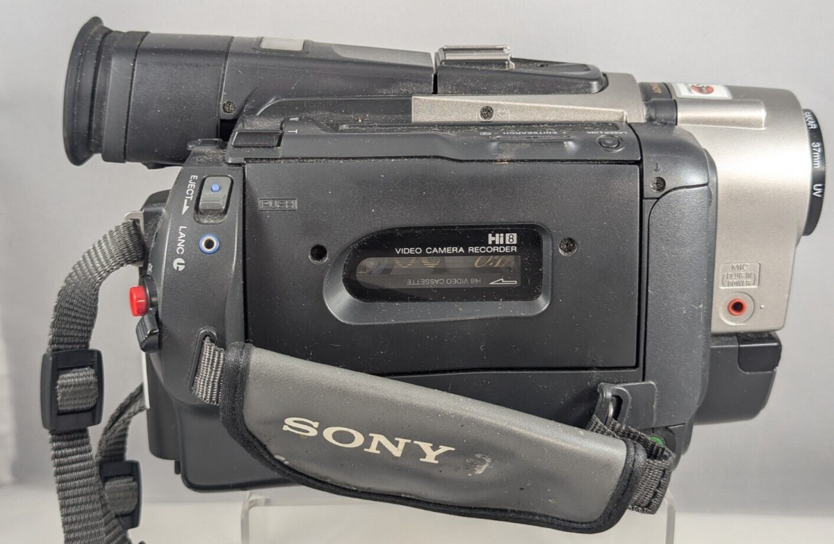 SONY Video8  HANDYCAM  CCD-TRV45  ⑧ Sony CCD-TRV45 8mm Video Camera 3.5