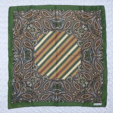 G264 Sunkyung SA Green Silk Scarf Scarves Size 30"X 29"
