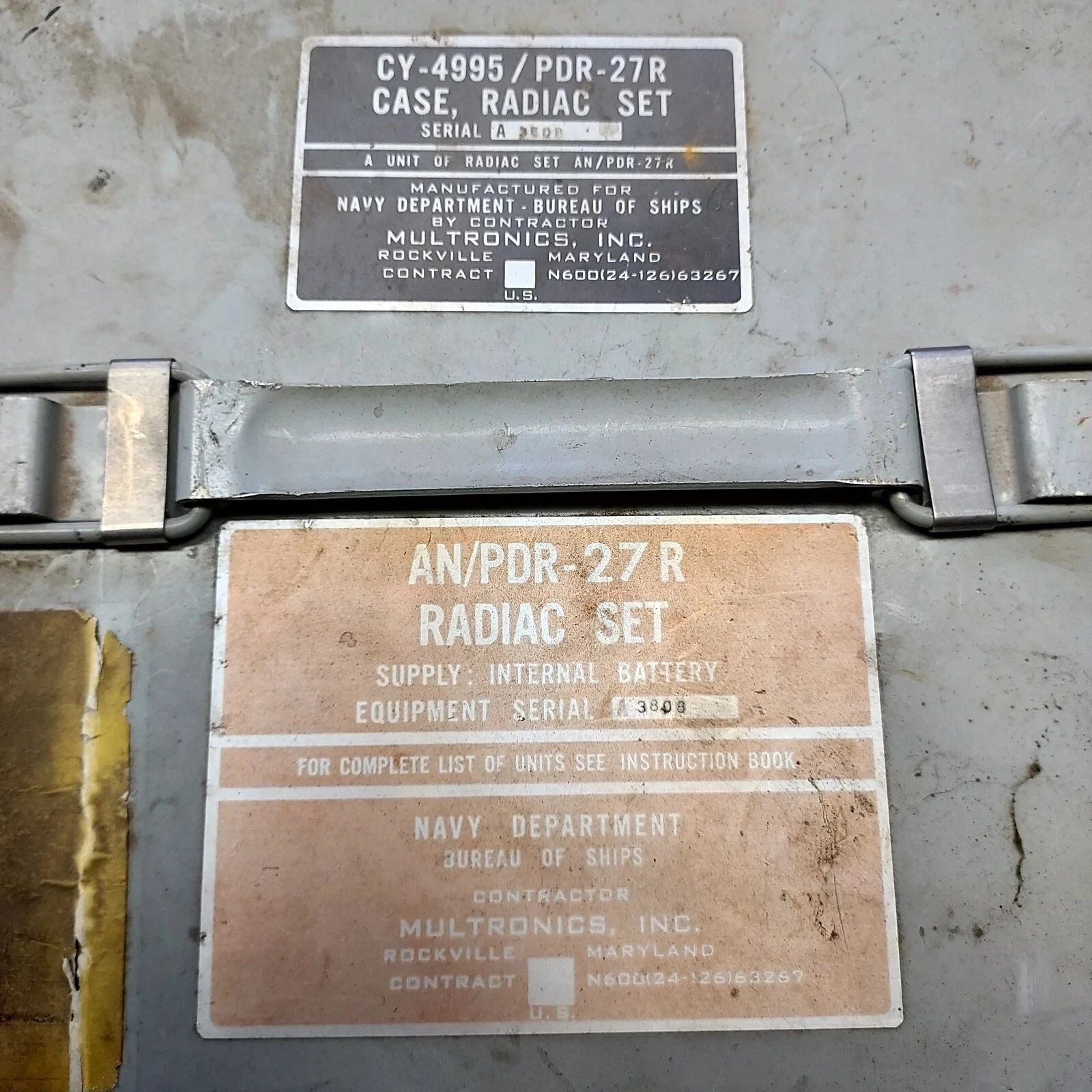 Radiac AN / PDR-27ポータブルガイガーカウンター - 画像1/4