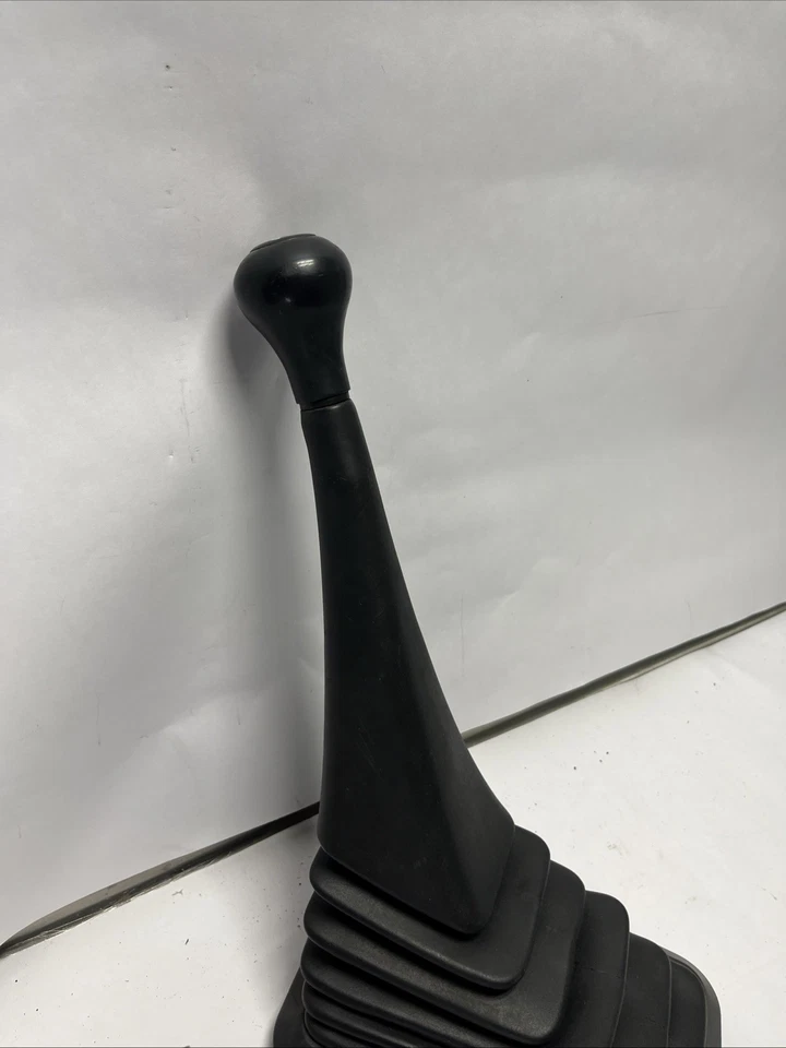 Ford Ranger Mazda 1989-97 palanca de cambios manual de 5 velocidades con bota de goma fabricante original leer Foto 3 de 4