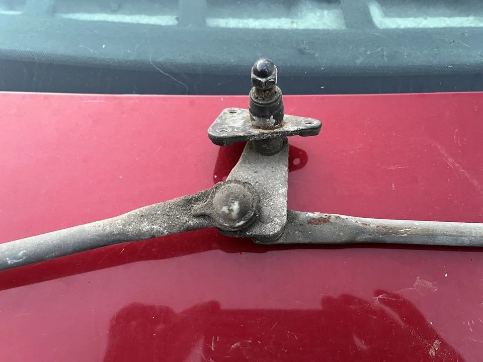 Механический рычаг привода стеклоочистителя ветрового стекла 90-94 1 г DSM 1994 Eagle Talon полный привод - Изображение 2 из 4