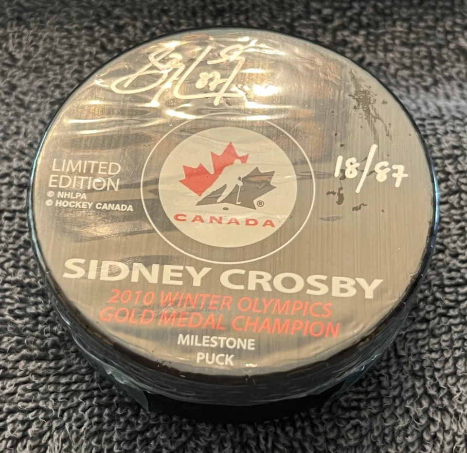 Penguins Sidney Crosby (Frameworth) Golden Goal Deluxe Puck Case LE 18/87 - Image 2 of 4