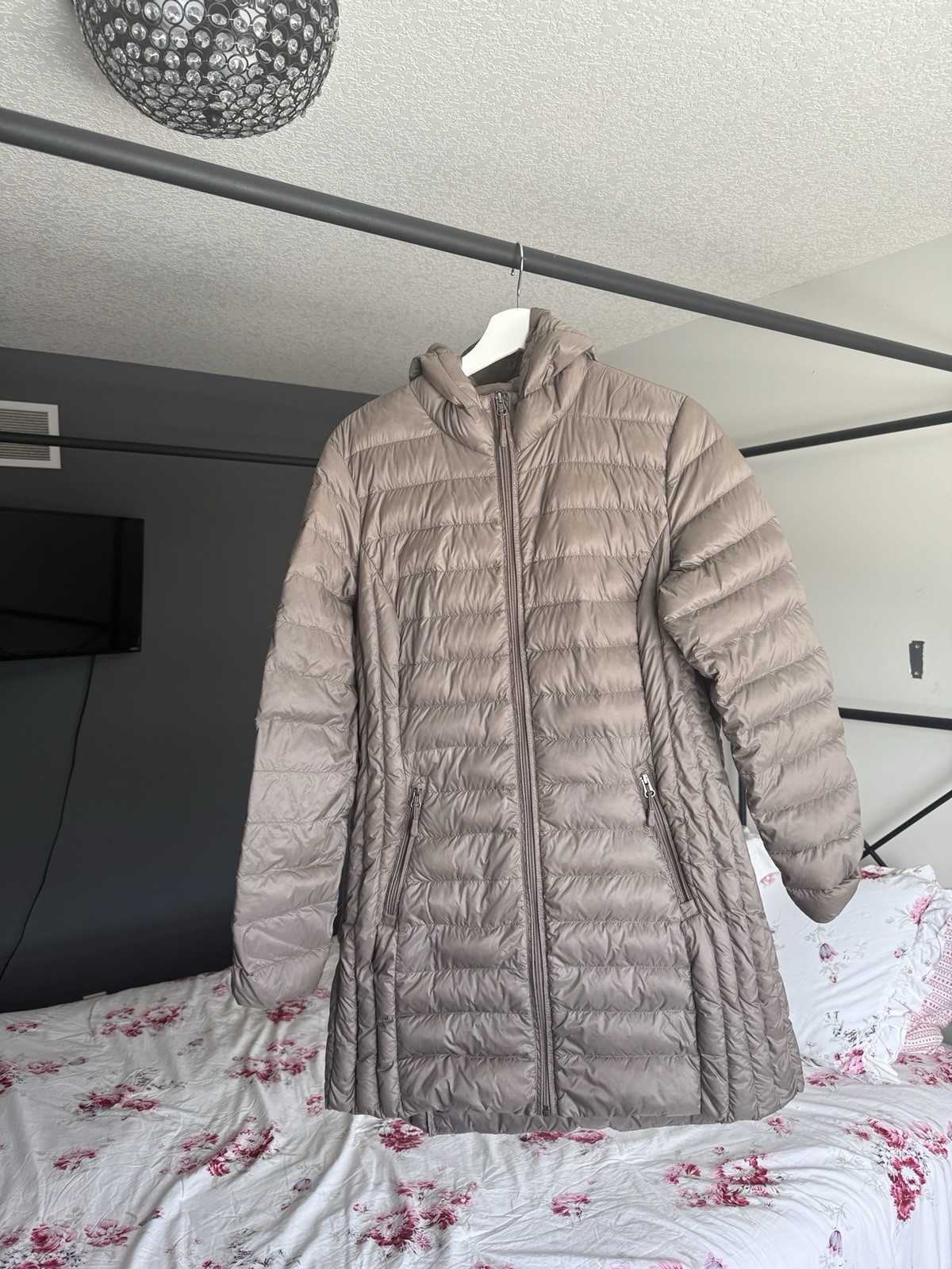 Aventure Down Packable Jacket Taupe Lightweight H… - image 9