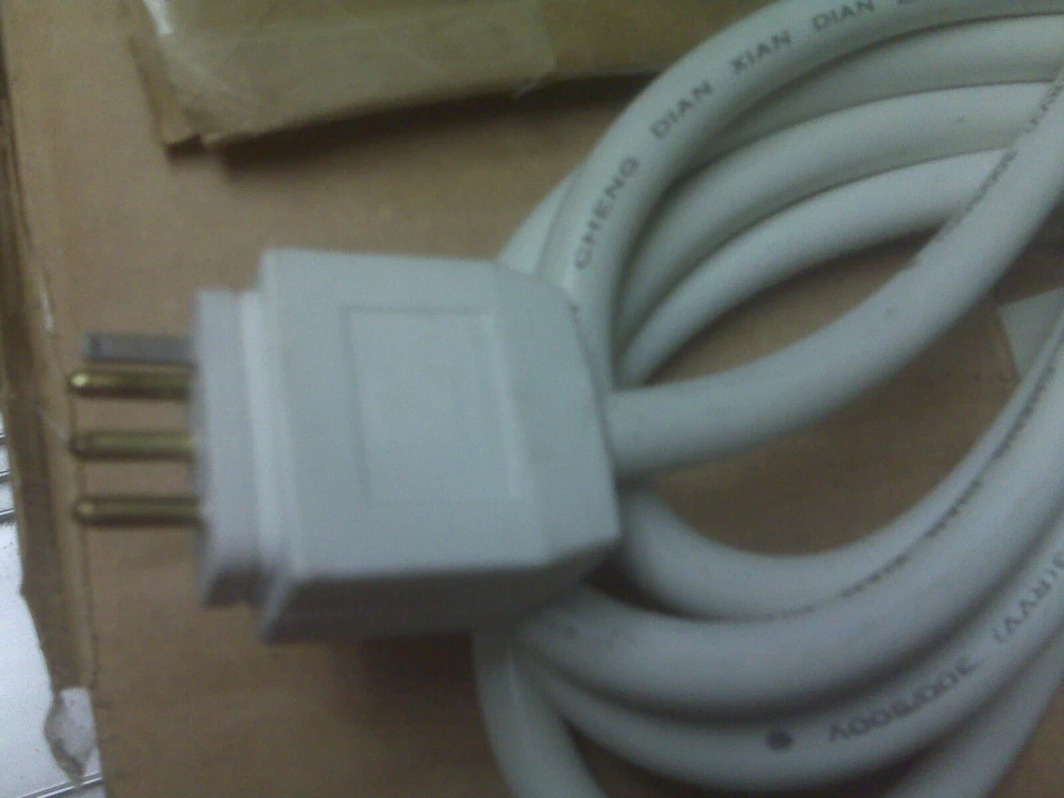 Power Compact Square Pinned Bulb Connection Cord to a Pfo PFE/2 Ballast New - Image 3 of 4