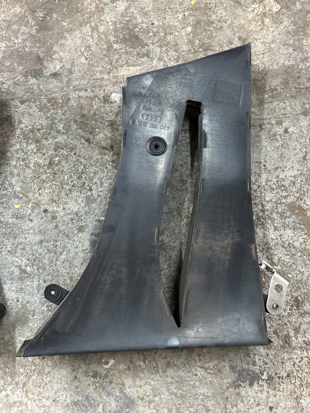 2014 AUDI R8 TRANSMISSION OIL COOLER AIR DUCT PAIR OEM 420 117 336 420 117 335