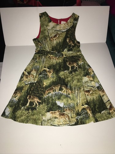 OAK Green Brown Ivory Forest wolves vintage style dress Size Large (12-14 US) - Picture 12 of 12