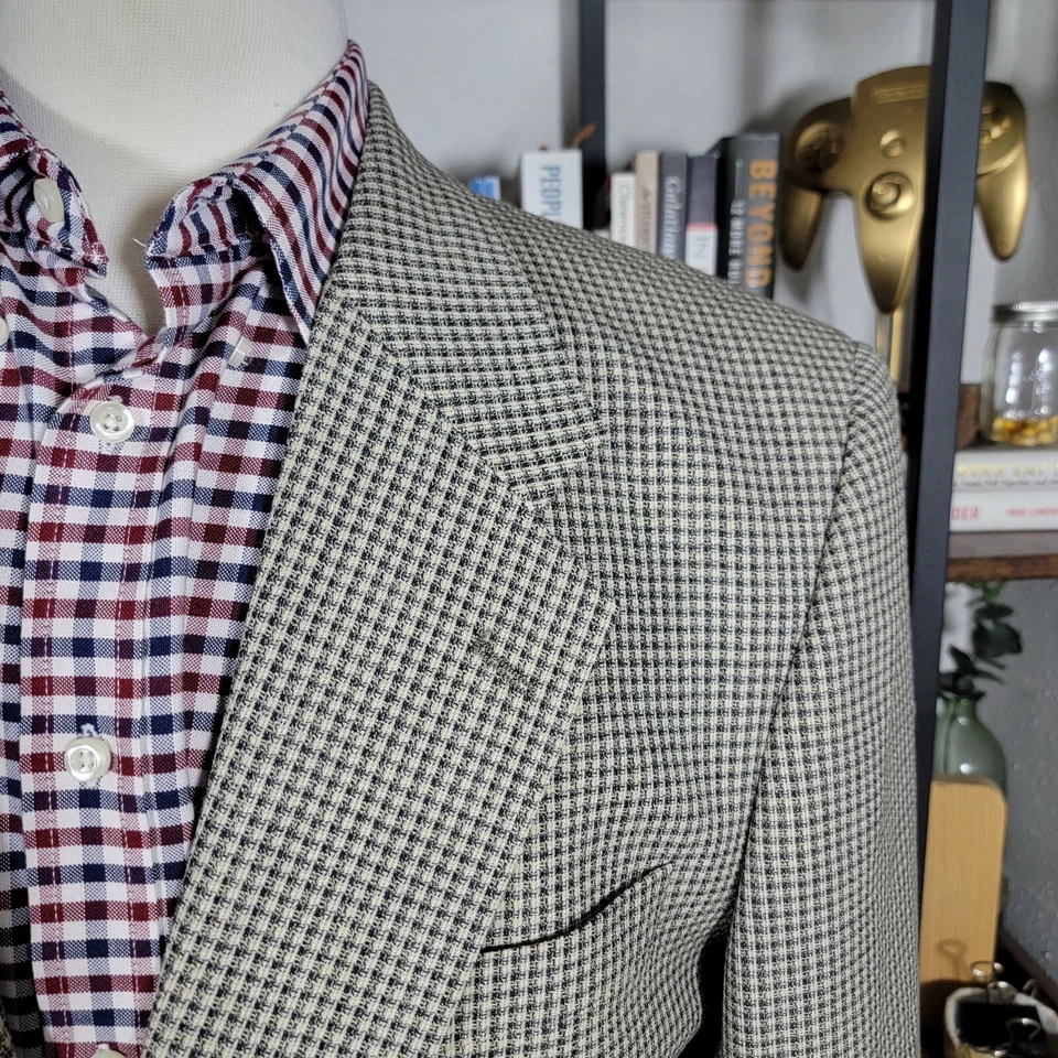 Givenchy Monsieur Men's Sport Coat Blazer Two Button Beige Black Wool Size 46R - Image 3 of 4