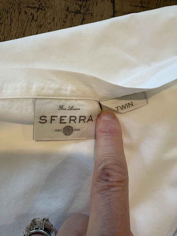 Sferra Italy 100% Egyptian Cotton Coral Border On White Flat Sheet Twin Size EUC - Image 2 of 3