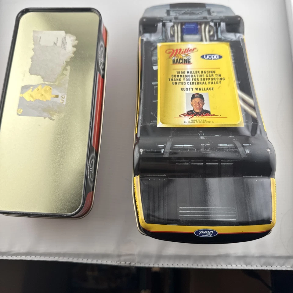 Lote de 4 latas Foto 3 de 4