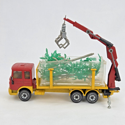 Siku MAN Tree Trimming Transporter Crane Truck 1:55 Red Yellow W/Trees See Pics