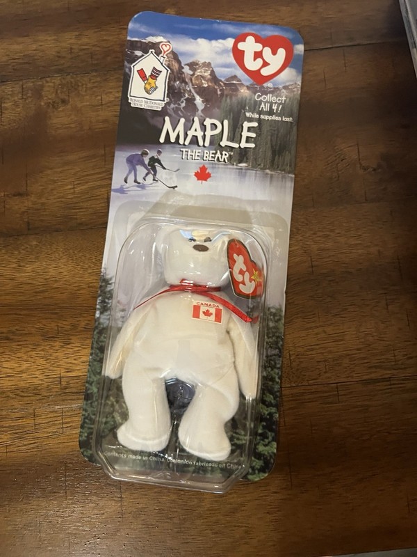 Ty McDonalds Teenie Beanie 1999 Britannia, Maple and Erin The Bear