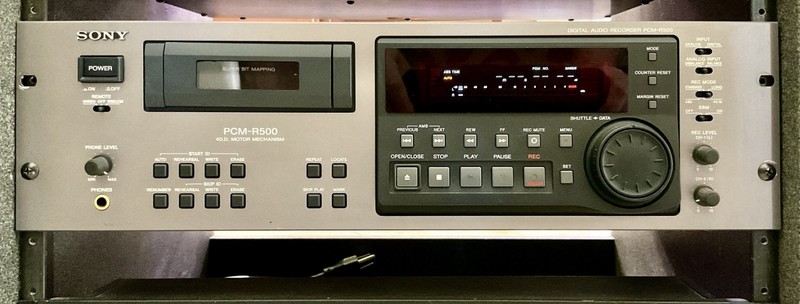Sony PCM-R500 with power cable, (no other cables)