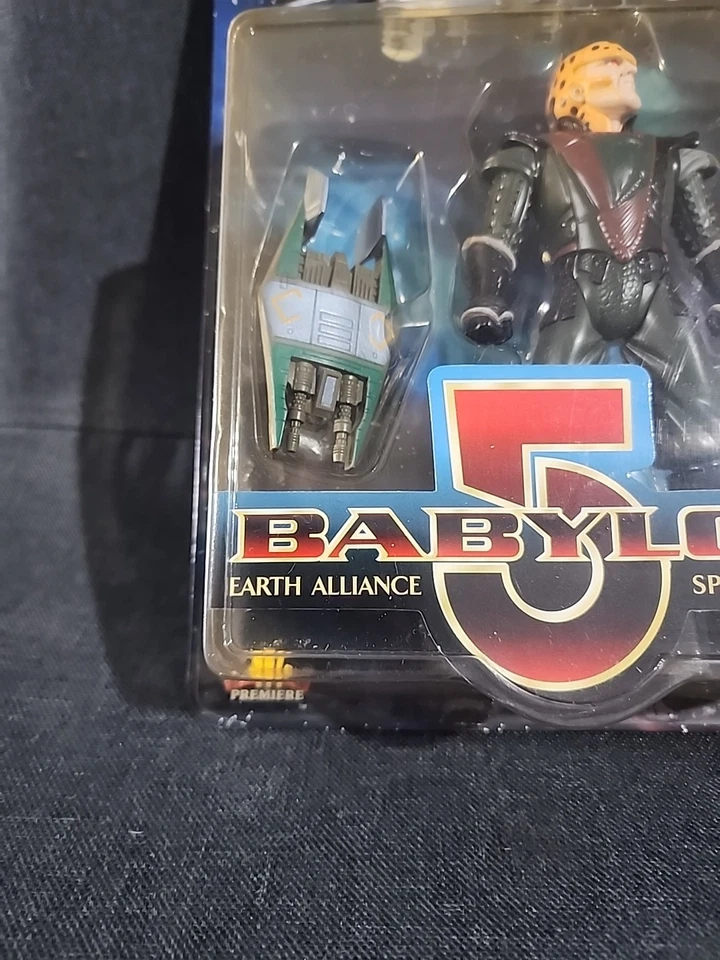 Babylon 5 Captain Ambassador G' Kar 6" Action Figure 1997 New Exclusive Toys  — 第 4/4 张图片