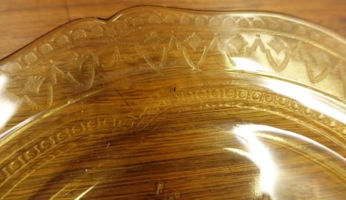 2 Federal Glass Patrician Spoke Dishes Yellow Amber 11" Dinner Plates - Picture 5 of 9