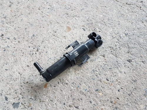 BMW 5er F10 F11 Hochdruckdüse Scheinwerferreinigung links 7149885
