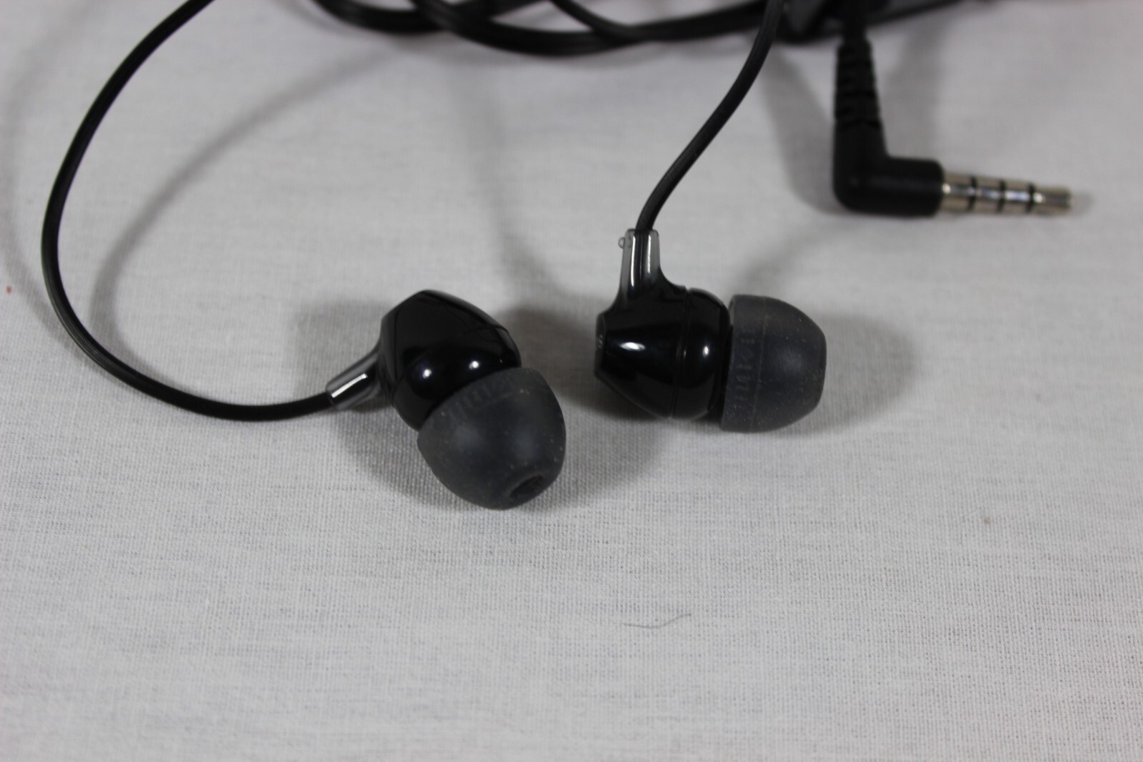 NEW GENUINE SONY MDREX14AP BLACK EARBUD HEADPHONES MDREX14AP MIC