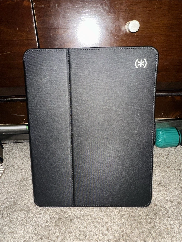 Speck Balance Folio Case for Apple iPad Pro 11" and iPad Air (2020-2022) #598 - Image 3 of 3