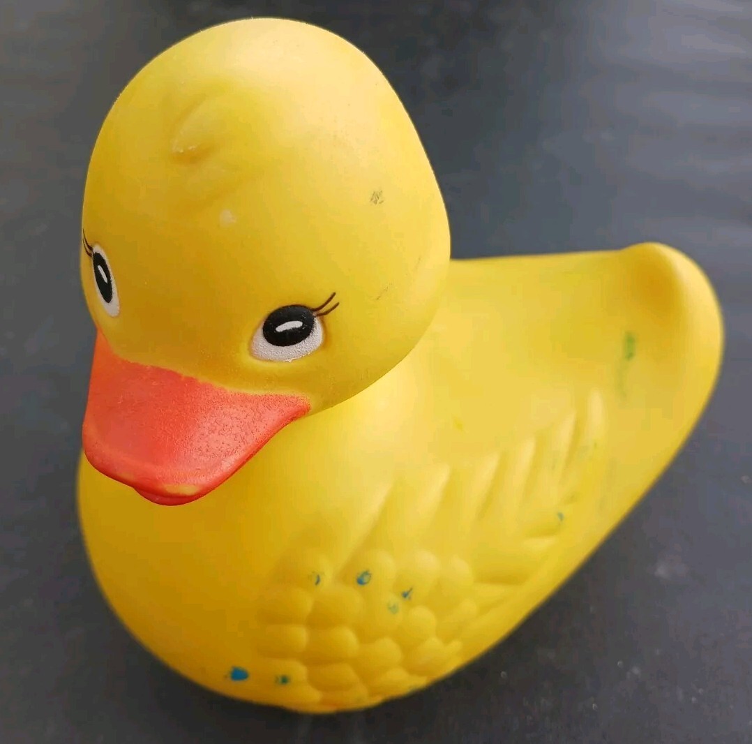 Vintage Rubber Ducky Duck 1977 Knickerbocker Toy Co. Made in Vintage Rubber Ducky Duck 1977 Knickerbocker Toy Co. Made in