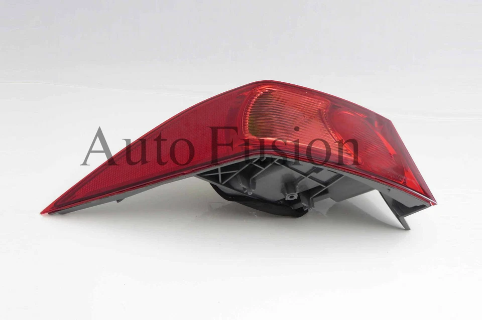 Luz trasera exterior izquierda para Honda Accord Euro Cl sedán 2005-2008 Foto 3 de 4