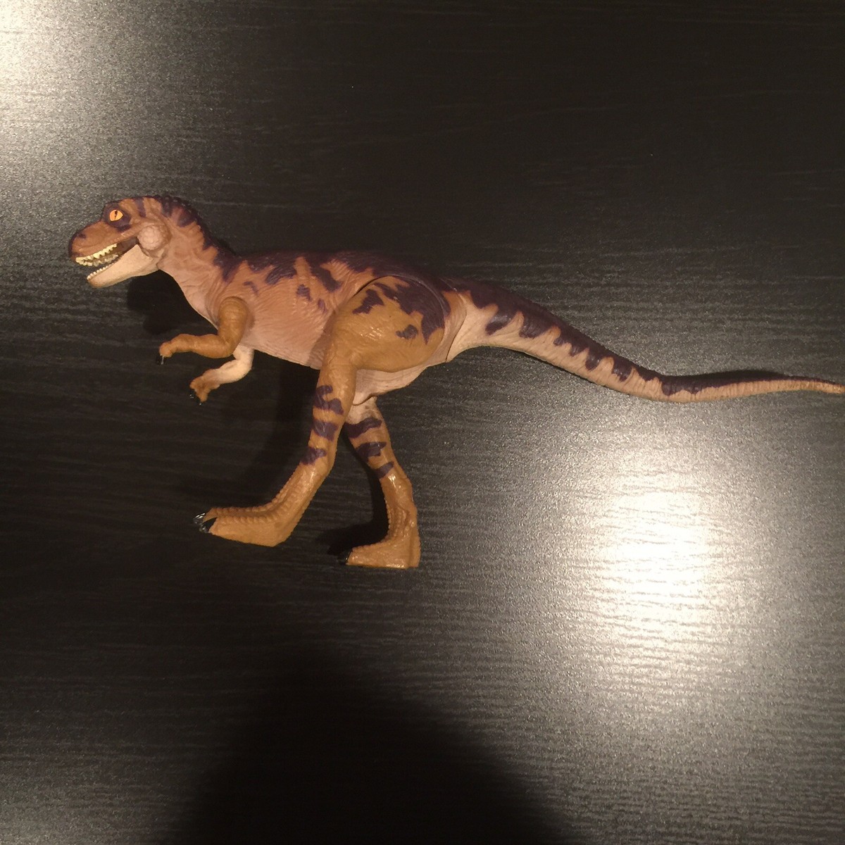 T Rex Junior JP42 Jurassic Park