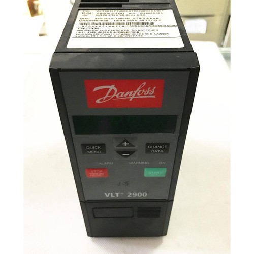 Un inverter Danfoss VLT2915PT4B20STR0DBF00A21C1 195N2190 usato#LJ