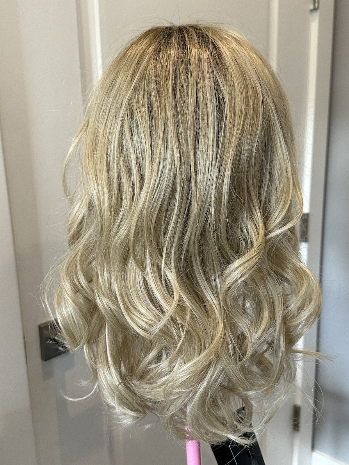 NEW Belle Tress Allegro 18 Wig In Tres Leches Blonde!